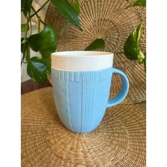 Blue and White sweater design mug - Picture 1 of 8